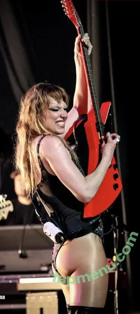 Lzzy Hale nude photo #0042 (officiallzzyhale)