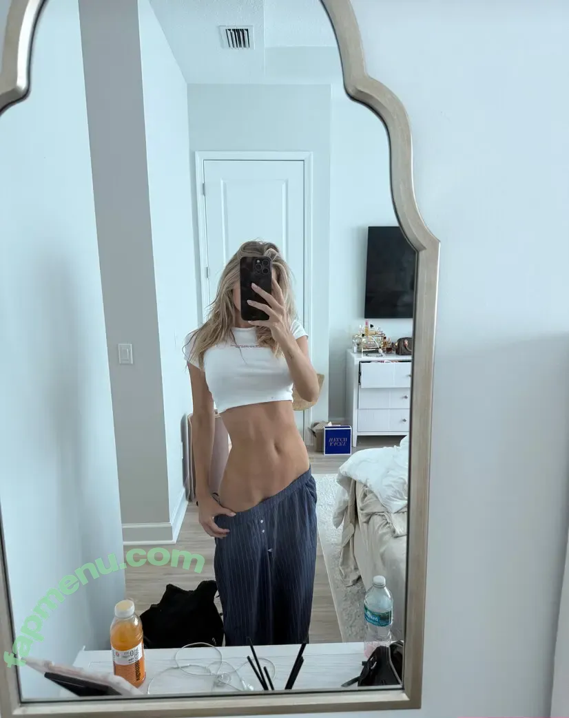 M0rgan Avery nude photo #0116 (morg_avery / morgavery)