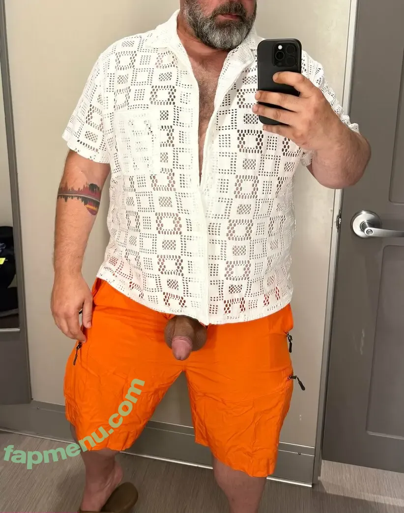 m1dwestbear nude photo #0089 (m1dwesthag)