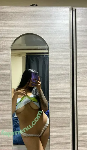 M4rian27 nude photo #0007