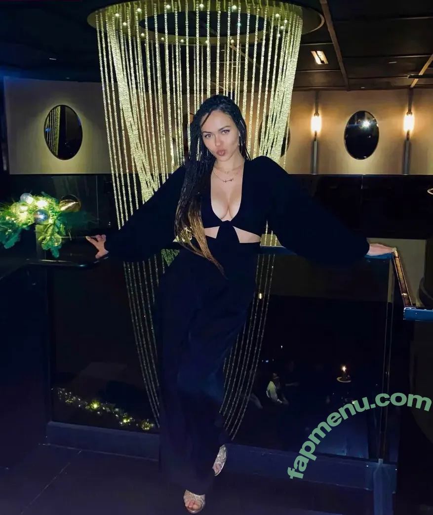 Macbethanie nude photo #0009 (Macbethanie)