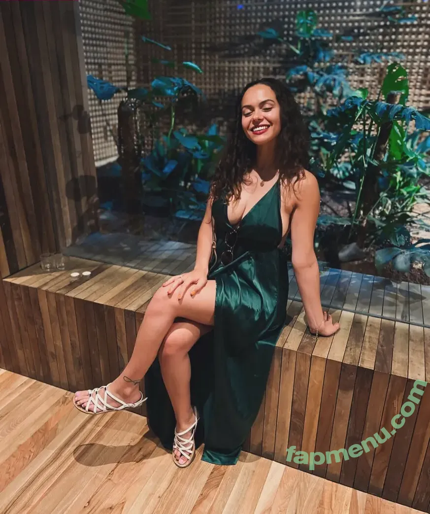 Macbethanie nude photo #0010 (Macbethanie)