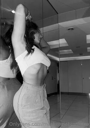 MacKenzie Brooke / mackenziebrookexo / mbpuricelli nude photo #0029