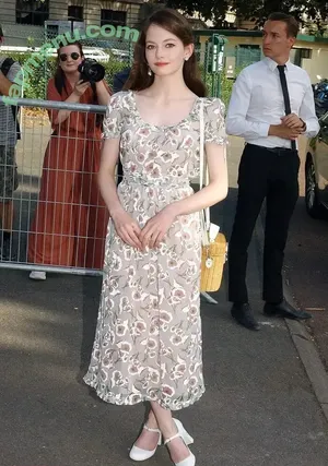 Mackenzie Foy / mackenziefoy nude photo #0080