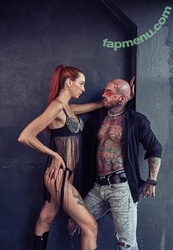mad.vera nude photo #0002 (madvera)