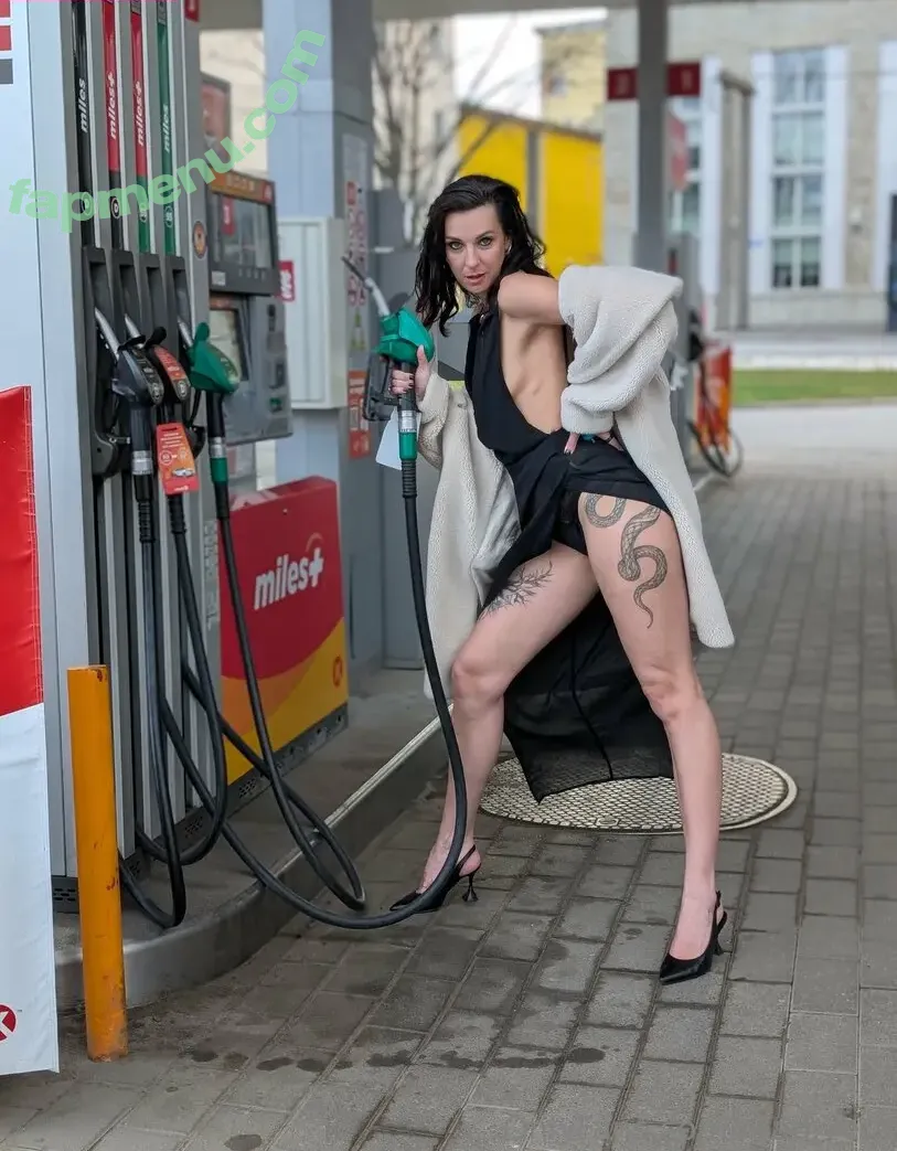 mad.vera nude photo #0029 (madvera)