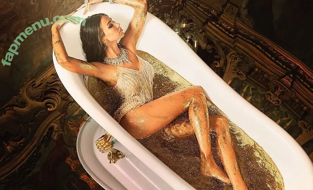 Madalina Diana Ghenea nude photo #0158 (officialmadalinaghenea)