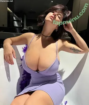  nude photo #0002