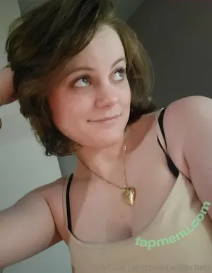 maddie.crochets / maddiescrochets nude photo #0006