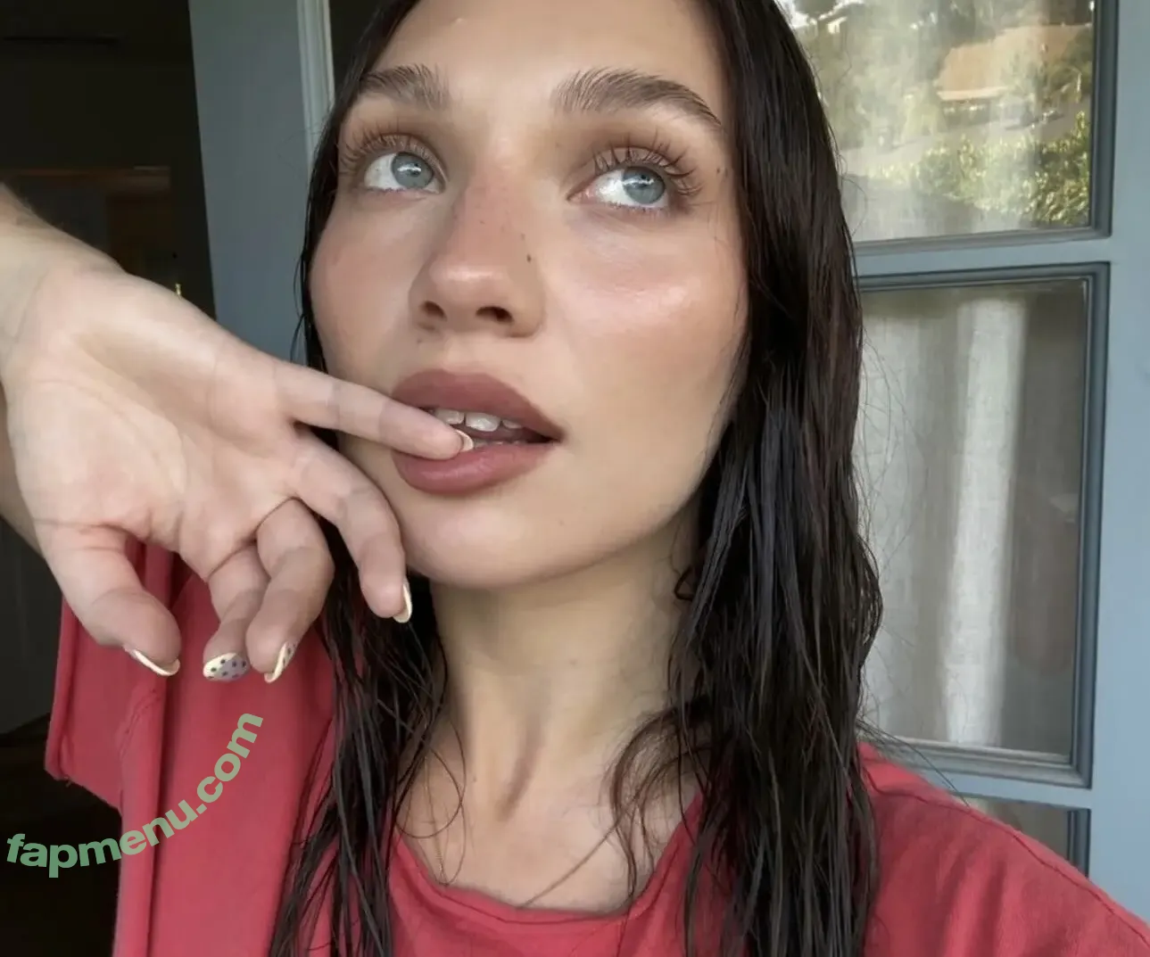 Maddie Ziegler nude photo #1680 (maddieziegler)