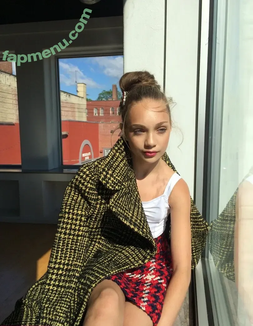 maddieziegler nude photo #0015 (maddieziegler)