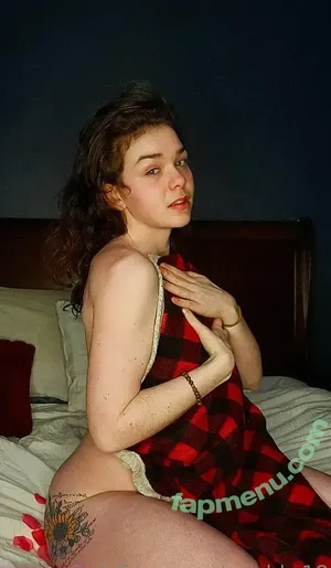 maddy.18 / _maddy_18_ nude photo #0021