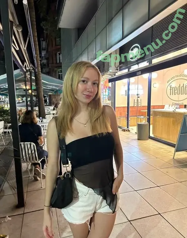 Maddy Bee nude photo #0002 (maddybucket / xmaddybee)