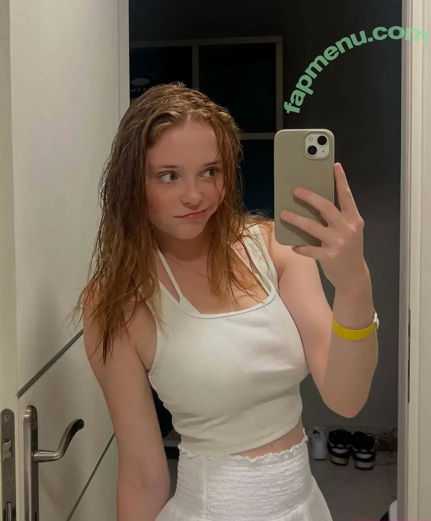 Madeleine_b123 nude photo #0003 (madeleine_123b)
