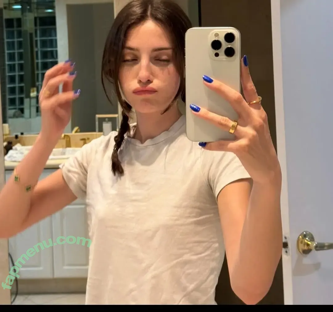 Madeline Argy nude photo #0194 (madelineargy)