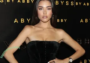 Madison Beer / madisonbeer nude photo #0250