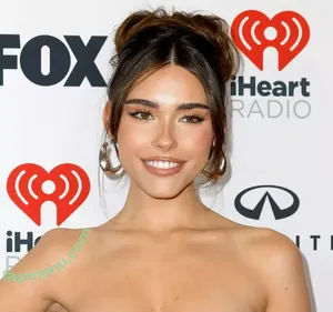 Madison Beer / madisonbeer nude photo #0259