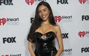 Madison Beer / madisonbeer nude photo #0269