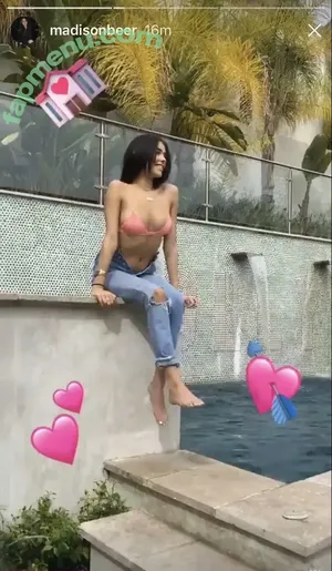 Madison Beer / madisonbeer nude photo #0284