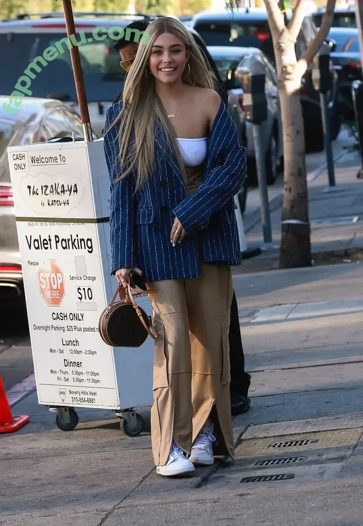 Madison Beer nude photo #0577 (madisonbeer)
