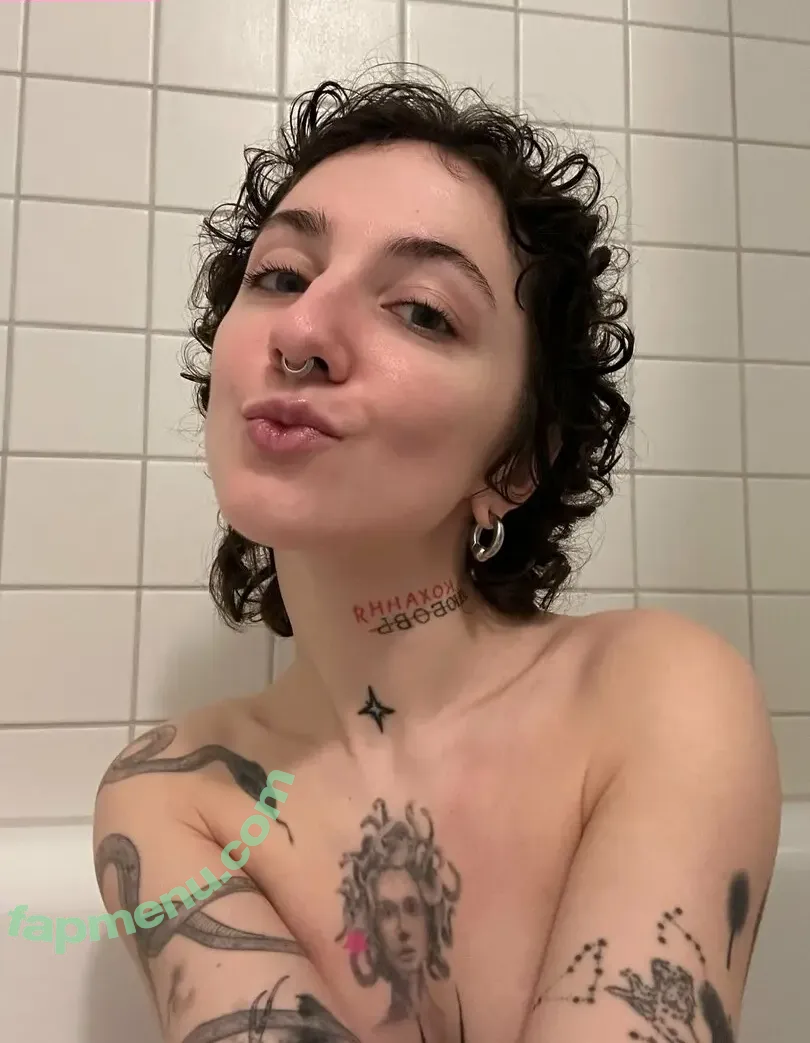 madison_olsen nude photo #0116 (maddymooo5)