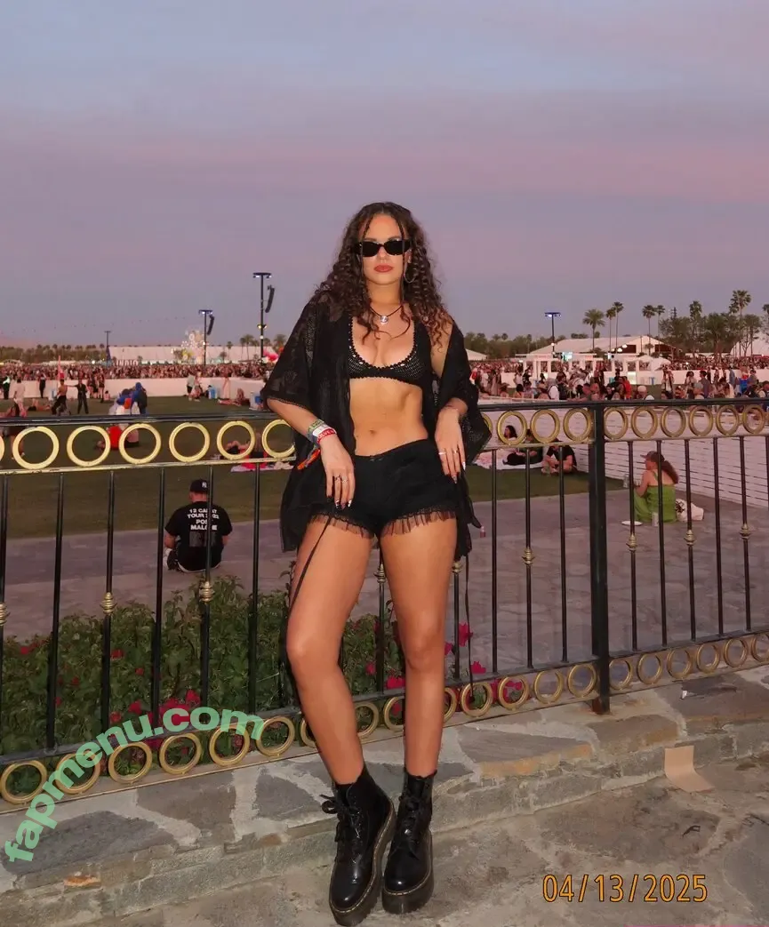 Madison Pettis nude photo #1029 (madisonpettis)