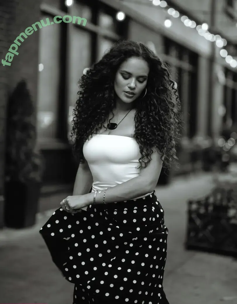 Madison Pettis nude photo #1056 (madisonpettis)