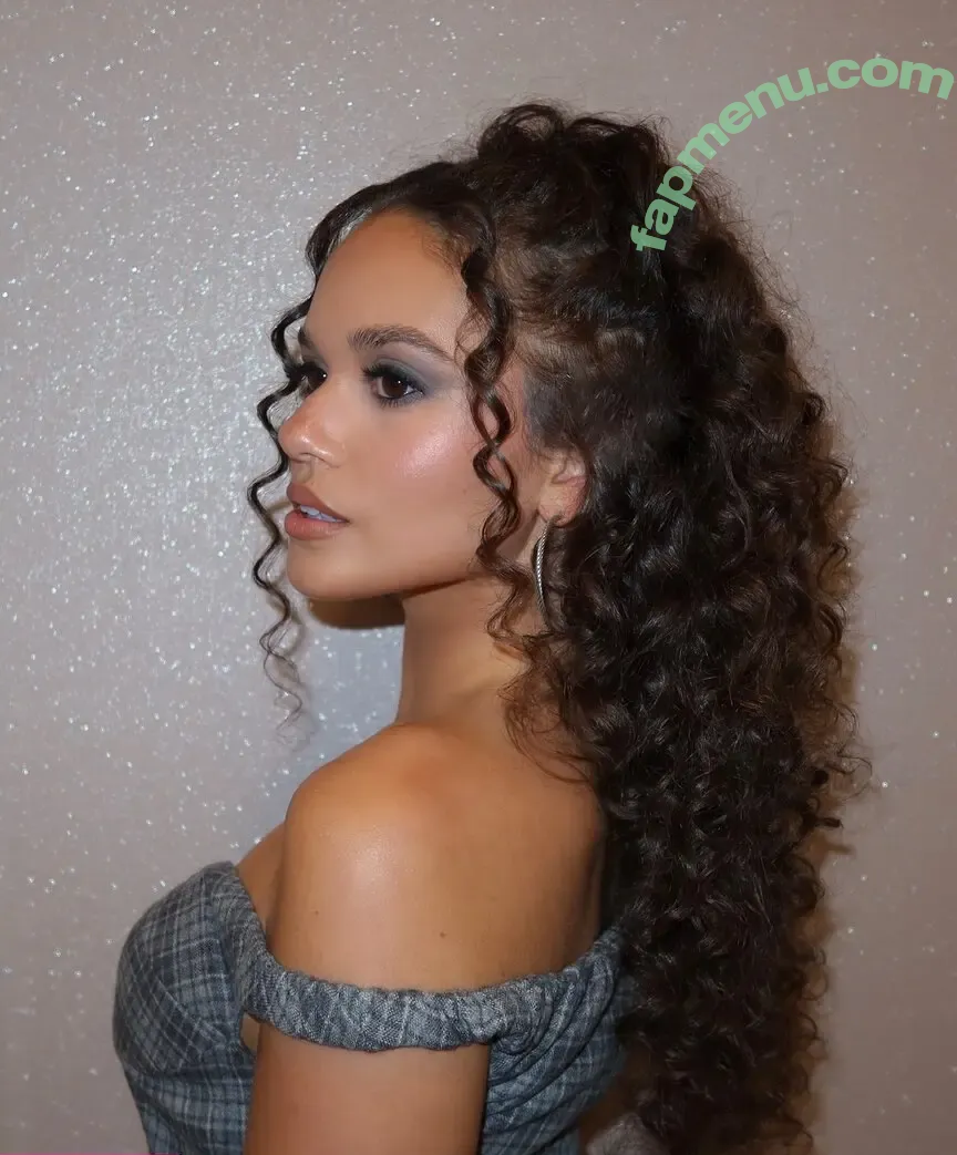 Madison Pettis nude photo #1068 (madisonpettis)