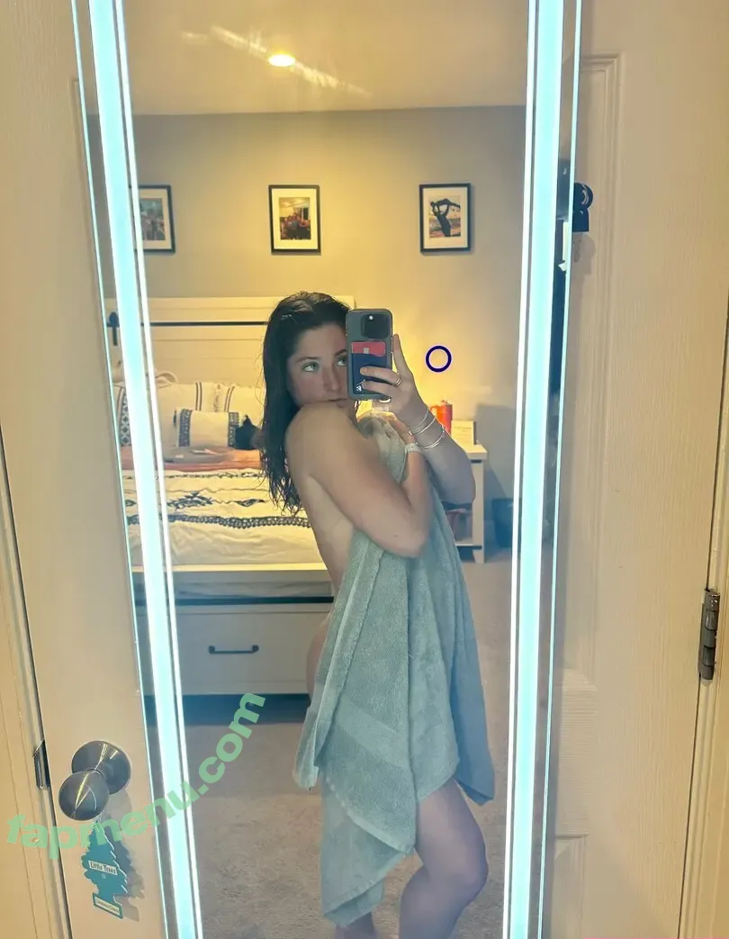 madsabigail nude photo #0033 (maddi.abigail)