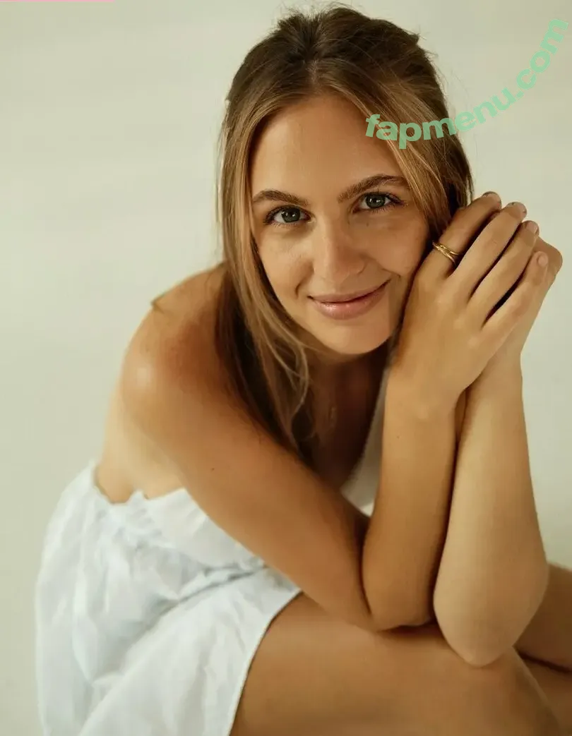 Magda Bereda nude photo #0002 (magdabereda)