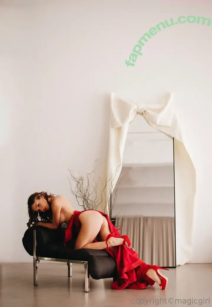 Magic Magy nude photo #0005 (magicmagy / magicmagygirl)
