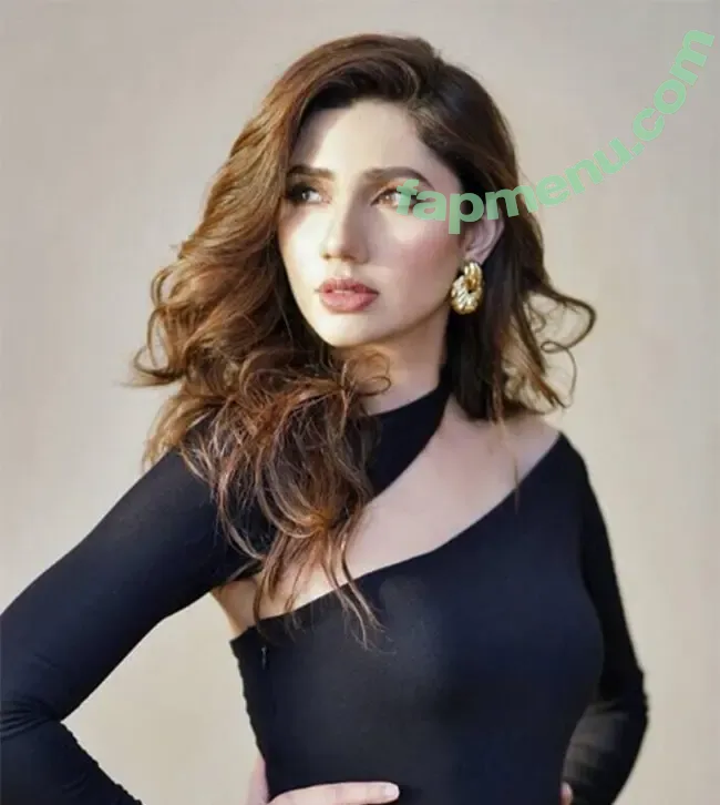 Mahira Khan nude photo #0006 (Mahira Khan)