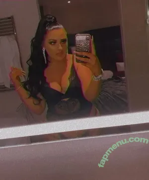 Maisiedayxo / britishmaisiedayxo nude photo #0008