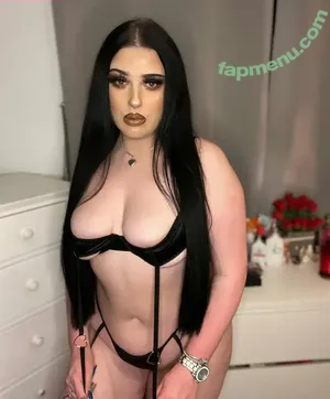 Maisiedayxo / britishmaisiedayxo nude photo #0015
