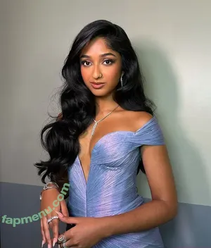 Maitreyi Ramakrishnan / maitreyiramakrishnan / ramakrishnannn nude photo #0207