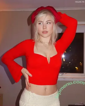 Maji / ilovebitterlife / majijej / officialmajicjames nude photo #0220