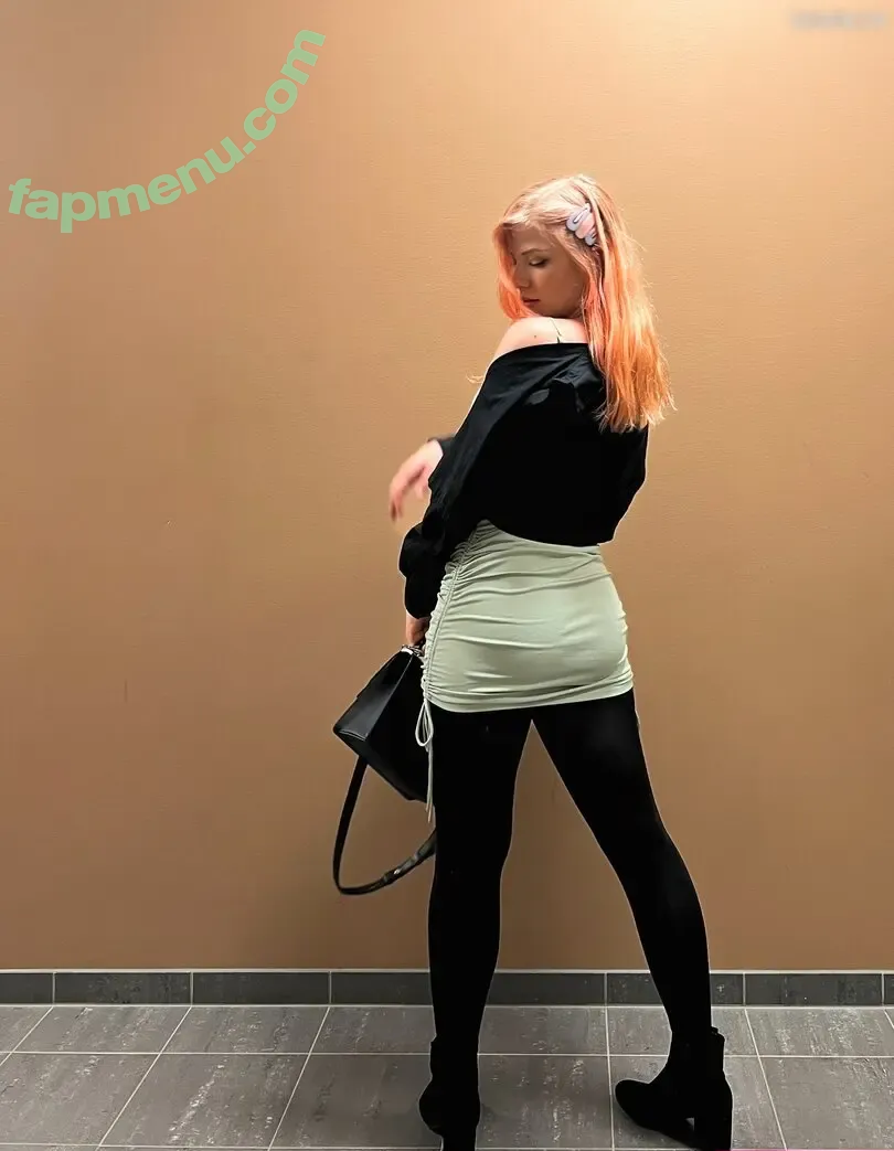 Maji nude photo #0212 (ilovebitterlife / majijej / officialmajicjames)