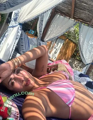 Malaika Arora / malaikaaroraofficial nude photo #0095