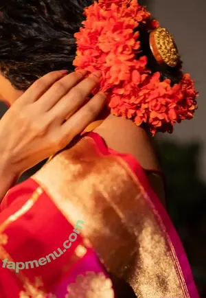 Malavika Mohanan / malavikamohanan_ nude photo #0095
