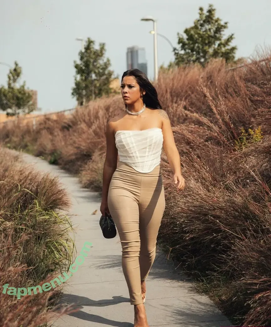 Maleni Cruz nude photo #0235 (malenicruz)