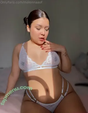 malennaaof / malenna_oficial nude photo #0013
