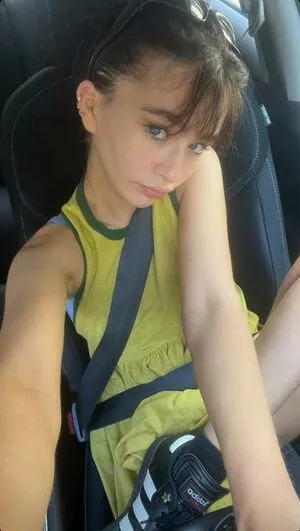 Malina Weissman / malinaweissman nude photo #0018