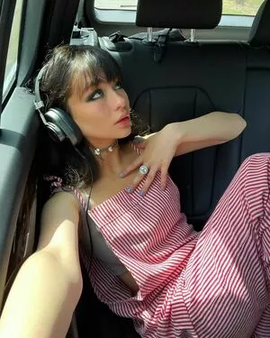 Malina Weissman / malinaweissman nude photo #0056