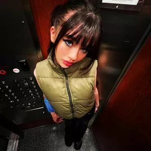 Malina Weissman / malinaweissman nude photo #0057