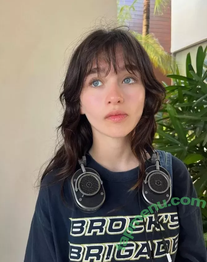 Malina Weissman nude photo #0059 (malinaweissman)