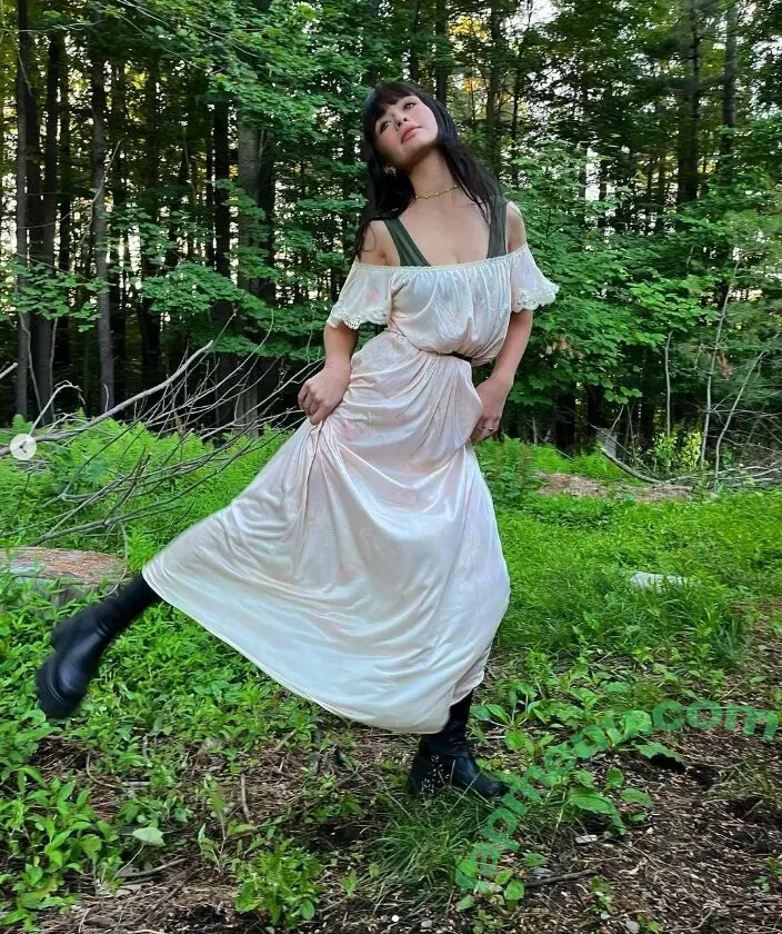Malina Weissman nude photo #0070 (malinaweissman)