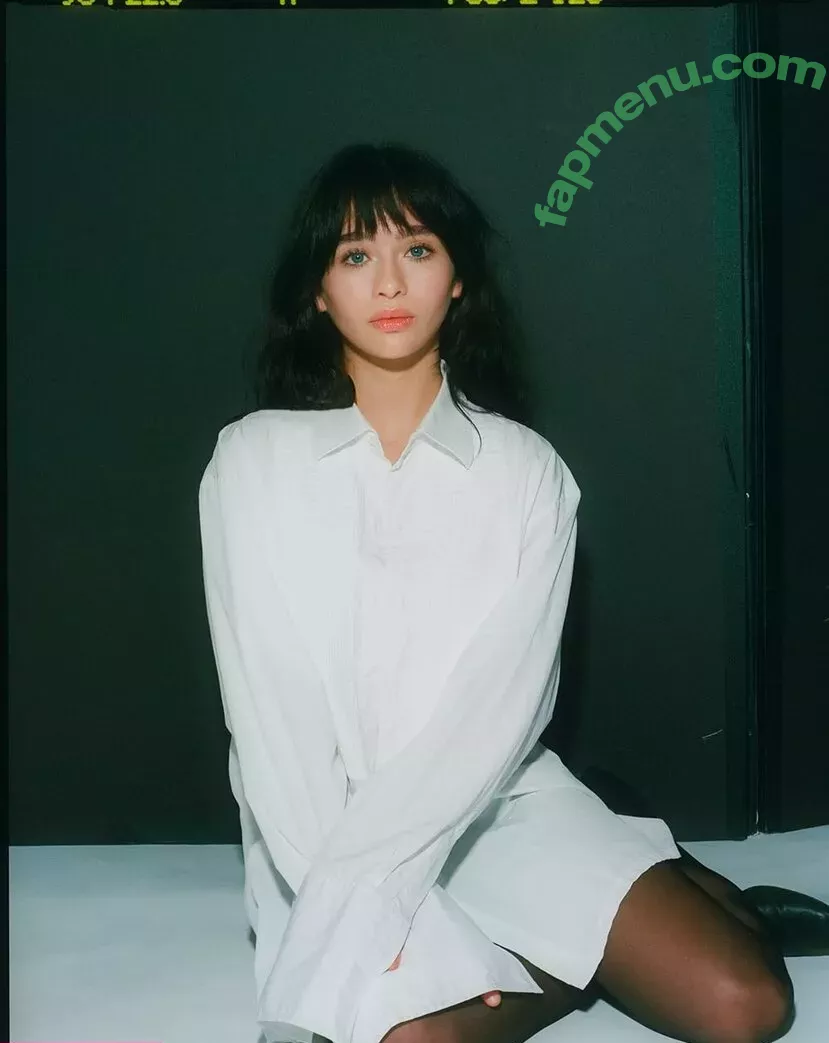 Malina Weissman nude photo #0098 (malinaweissman)