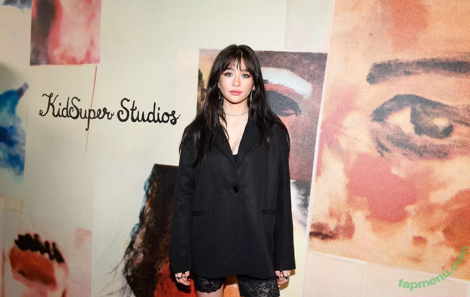 Malina Weissman nude photo #0142 (malinaweissman)
