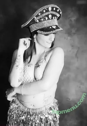 Mallejenny1997 / mallejenny1997._ / mallorcadevil1997 nude photo #0037