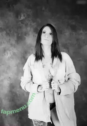 Mallejenny1997 / mallejenny1997._ / mallorcadevil1997 nude photo #0055